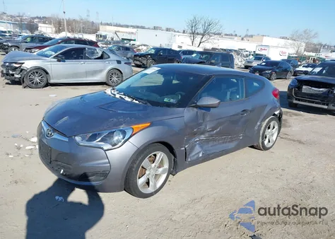 2012 Hyundai Veloster Base W/Black z USA, uszkodzony, nr VIN KMHTC6AD9CU045438